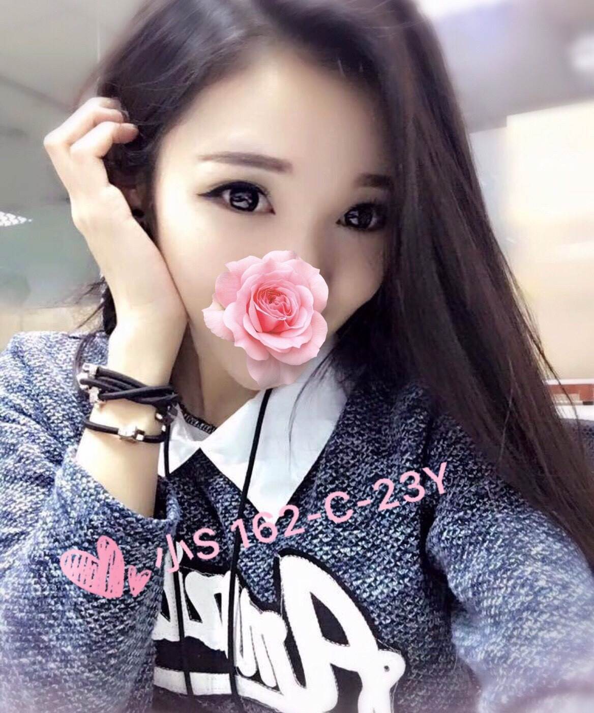 高雄定點兼職 小魚 166/34F/22 女星化妝師